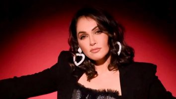 Slaying the all-black look effortlessly! Isha Koppikar