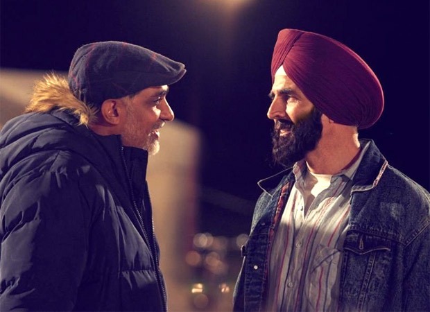 Akshay Kumar gives credit to director Tinu Desai for Mission Raniganj getting rave reviews; calls the film "big team work"