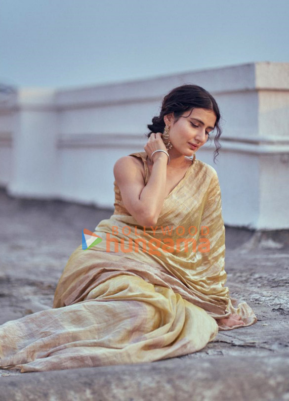 fatima sana shaikh 2 104