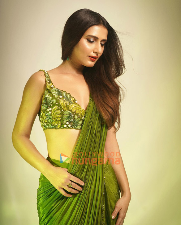 fatima sana shaikh 4 32