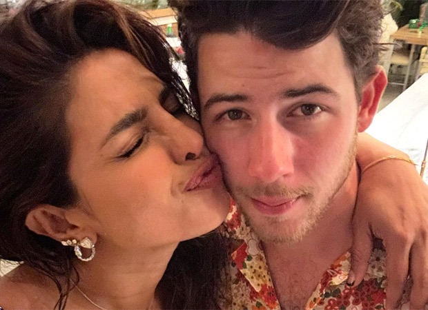 Nick Jonas hops on “Just looking like a wow” trend as he gives a shoutout to wife Priyanka Chopra