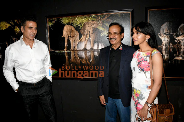 photos akshay kumar graces wildlife photography exhibition heartbeats at the jehangir art gallery in mumbai 2