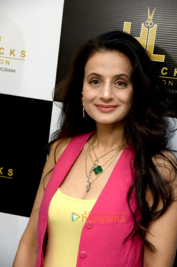 photos ameesha patel snapped at the inauguration of headlocks luxury salon in gurugram 2