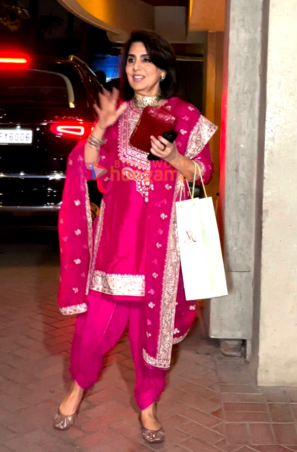 photos celebs attend kareena kapoor khans diwali bash 11
