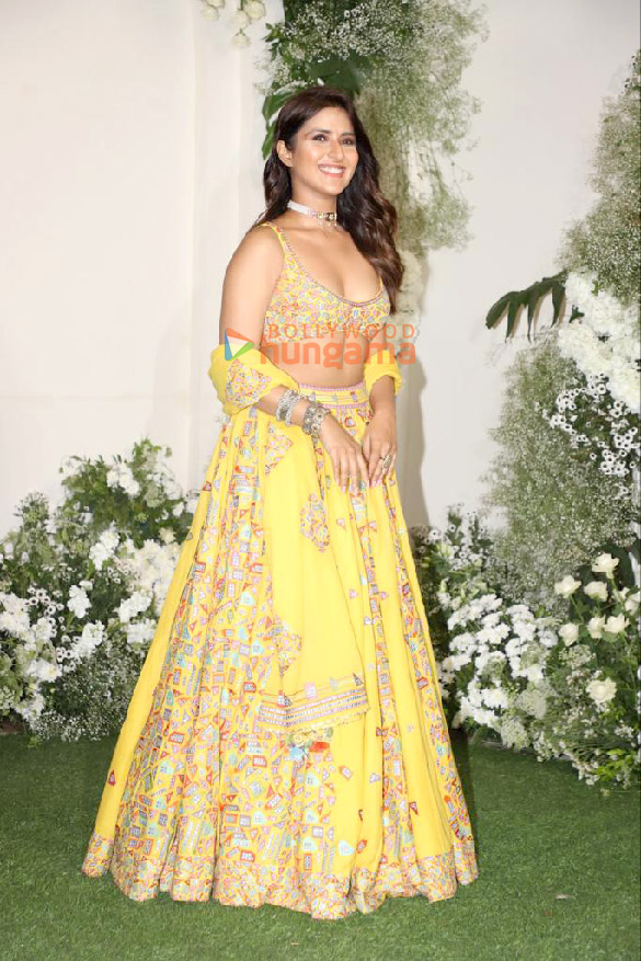 photos celebs attend manish malhotras diwali bash 14