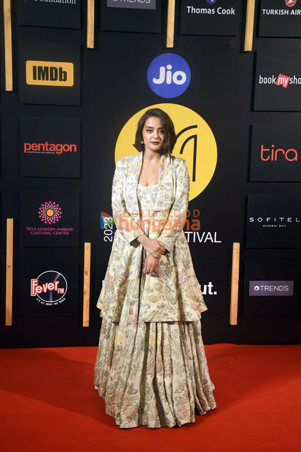 photos celebs grace the closing ceremony of jio mami mumbai film festival 2023 21