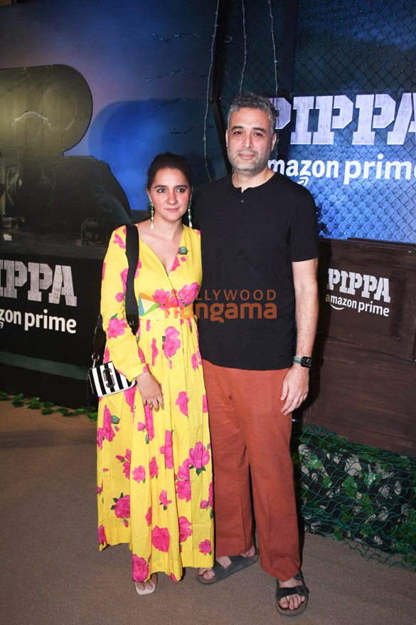 photos celebs grace the premiere of pippa 24