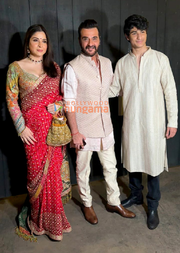 photos celebs snapped at anil kapoors mothers home for diwali celebration 5