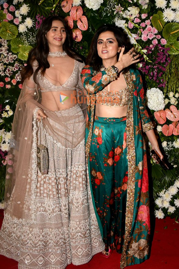 photos celebs snapped attending ektaa r kapoors diwali bash 31