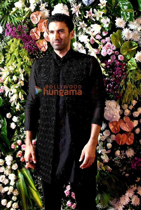 photos celebs snapped attending ektaa r kapoors diwali bash 55