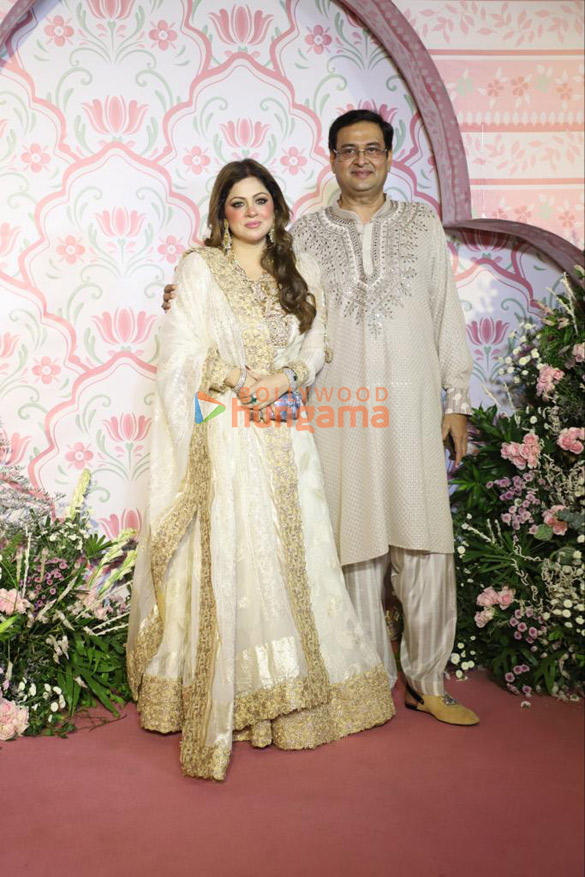 photos celebs snapped attending ramesh s tauranis diwali bash 665 1