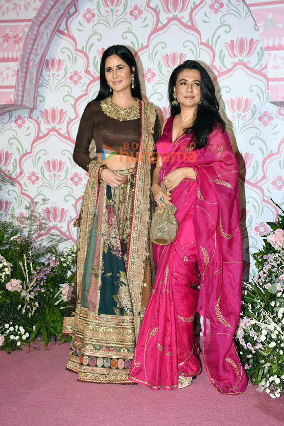 photos celebs snapped attending ramesh s tauranis diwali bash1 11