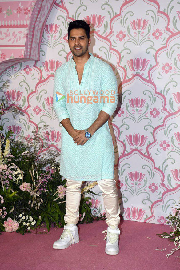 photos celebs snapped attending ramesh s tauranis diwali bash1 21