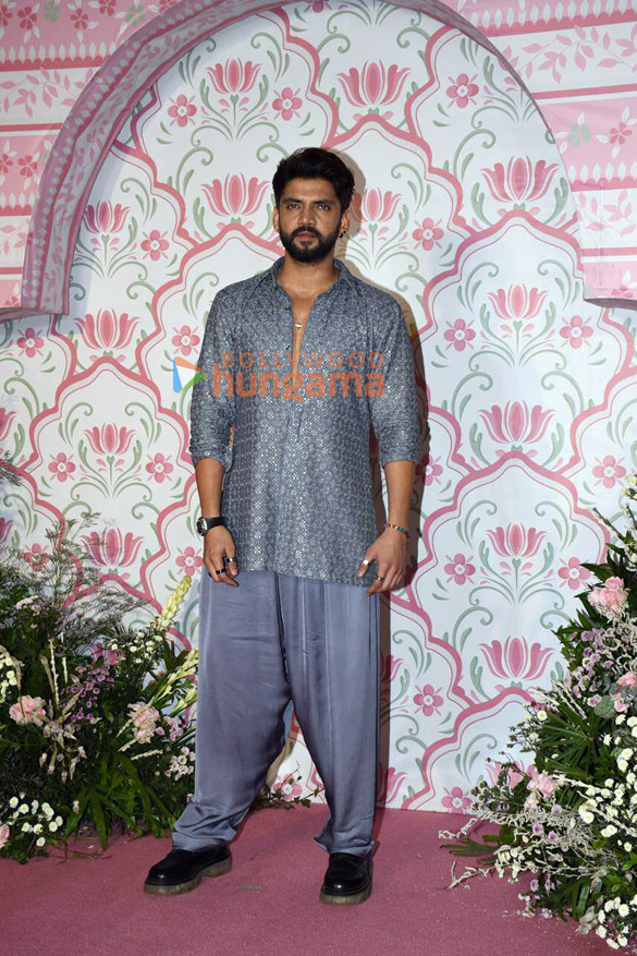 photos celebs snapped attending ramesh s tauranis diwali bash1 23