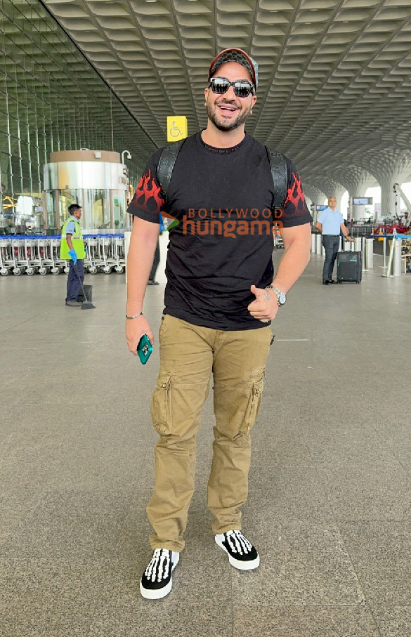 photos kareena kapoor khan shabana azmi shamita shetty and others snapped at the airport 3