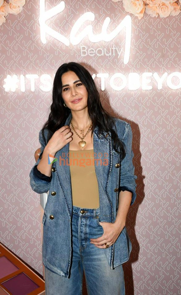 photos katrina kaif snapped at kay beauty masterclass at nykaaland at mahalaxmi racecourse 3