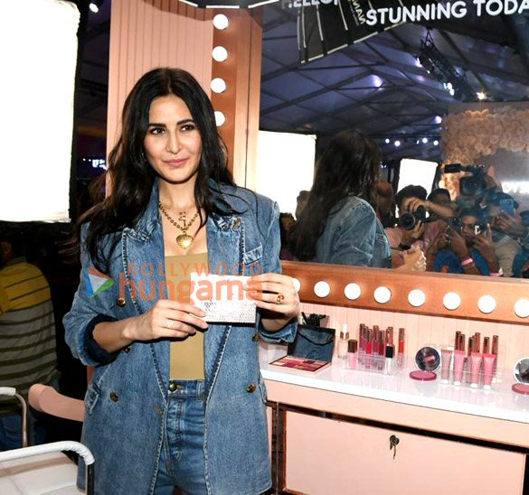 photos katrina kaif snapped at kay beauty masterclass at nykaaland at mahalaxmi racecourse 6