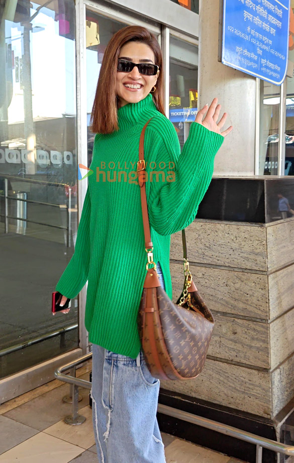 photos kriti sanon snapped at the airport 3 2