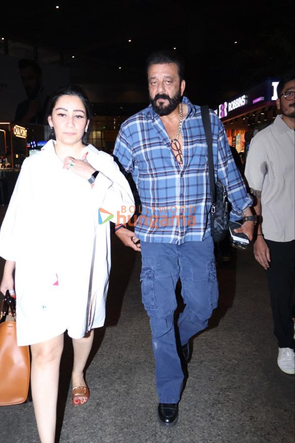 photos rani mukerji sidharth malhotra and others snapped at the airport 1