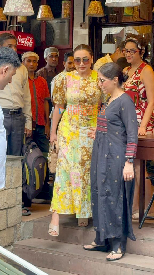 photos rani mukerji spotted in bandra 1 2