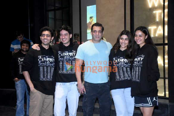Photos: Salman Khan snapped at the special screening of Farrey Photos: Salman Khan snapped at the special screening of Farrey