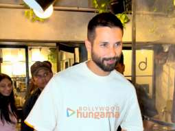 Photos: Shahid Kapoor and Mira Kapoor snapped at a cafe in Bandra