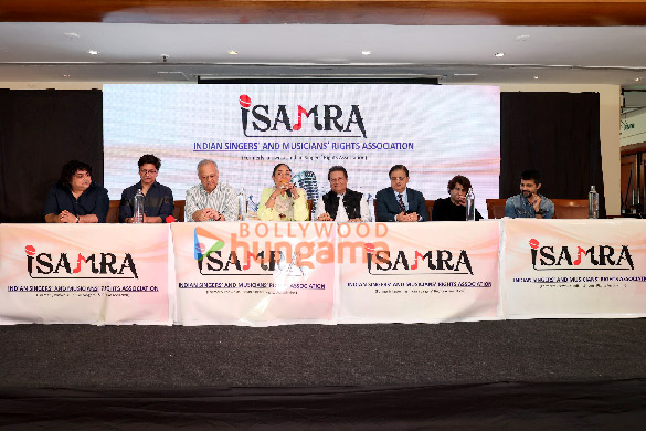 photos sonu nigam kavita krishnamurthy shaan papon and other singers celebrate 10 years of isra in mumbai 6