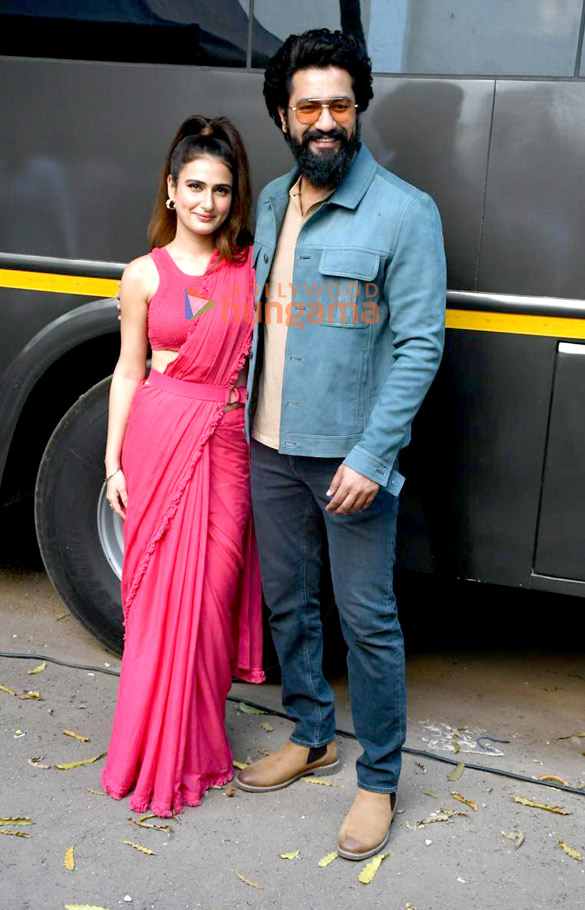 photos vicky kaushal fatima sana sheikh and meghna gulzar snapped promoting sam bahadur at mehboob studio 2