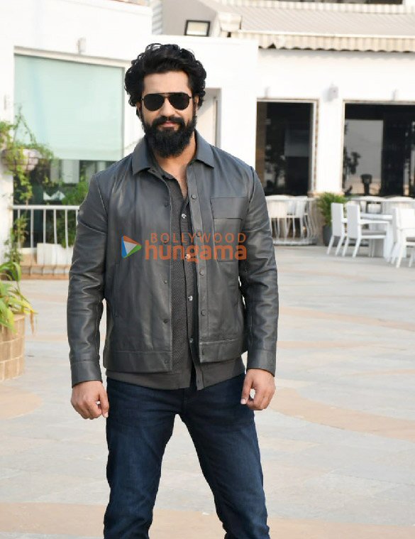 photos vicky kaushal snapped during sam bahadur promotions 1