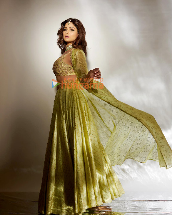shamita shetty 5 6