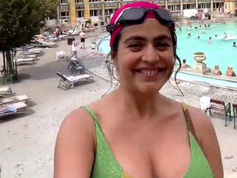 Shenaaz Treasury enjoys her spa time in Budapest to the fullest Shenaaz Treasury enjoys her spa time in Budapest to the fullest