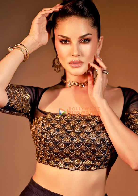 sunny leone 6 24