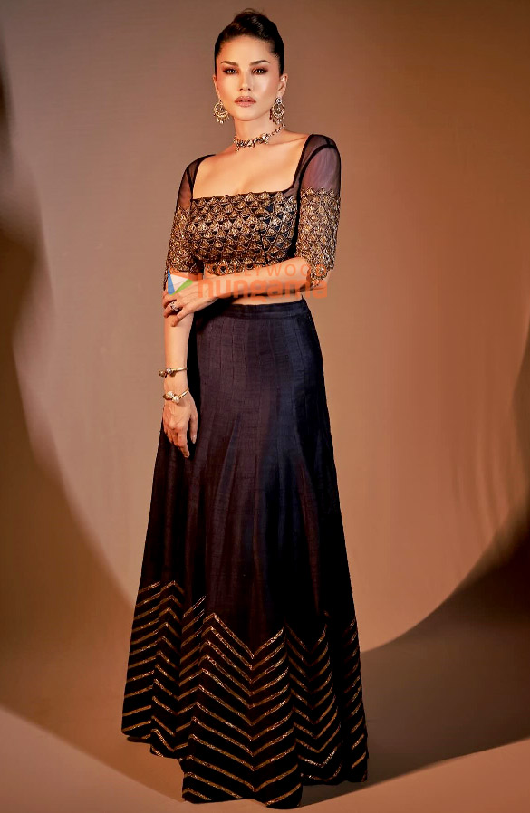 sunny leone 7 16