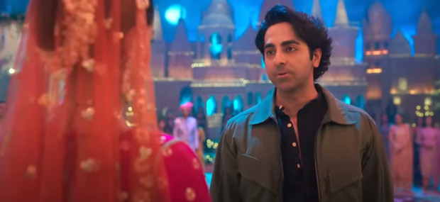 #2023Recap 24 most EMBARRASSING scenes and dialogues in Bollywood films this year