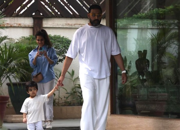 Abhishek Bachchan joins Amitabh Bachchan for Sunday darshan; creates cherished moments at Jalsa