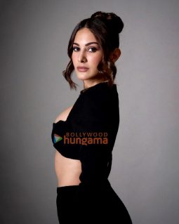 Celeb Photos Of Amyra Dastur