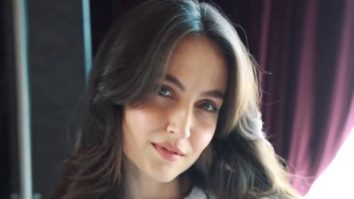 Makes our Christmas brighter with her smile! Elli AvrRam