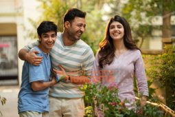 Kadak Singh stills