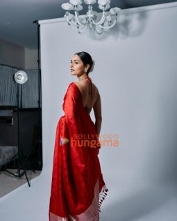 Manushi Chhillar