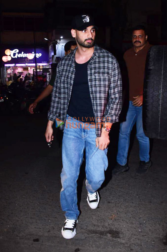 photos ahan shetty and kl rahul snapped at los cavos in bandra 1