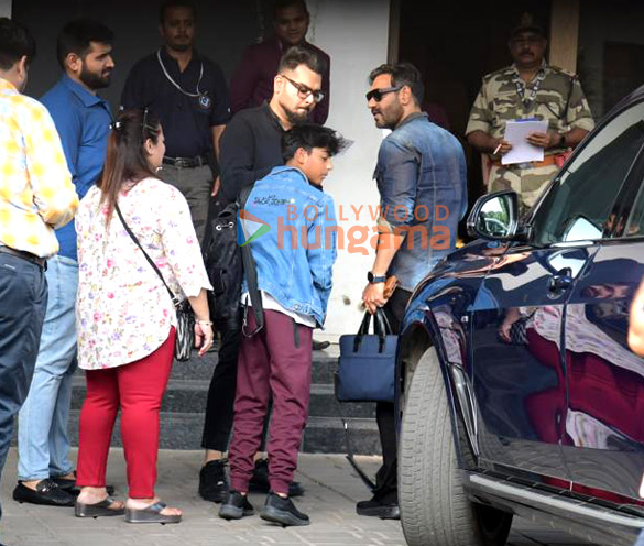 photos ajay devgn and yug devgn snapped at kalina airport 2