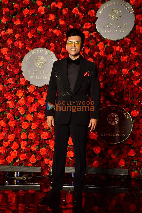 photos celebs attend anand pandits birthday bash 4