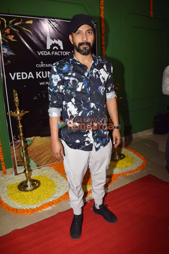 photos celebs grace opening of sampat singh rathores veda kunba theatre 1