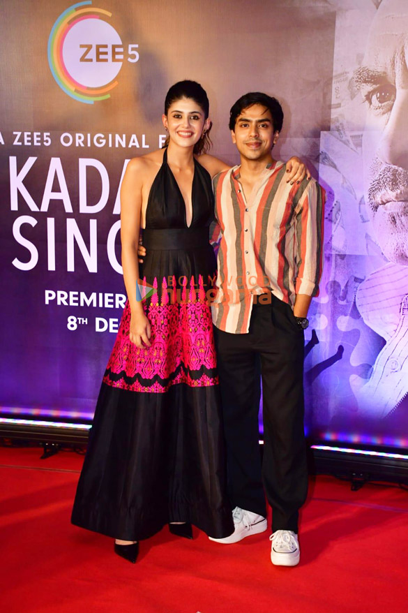 photos celebs grace the premiere of kadak singh 6