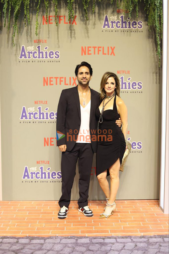 photos celebs grace the premiere of the archies 007 21