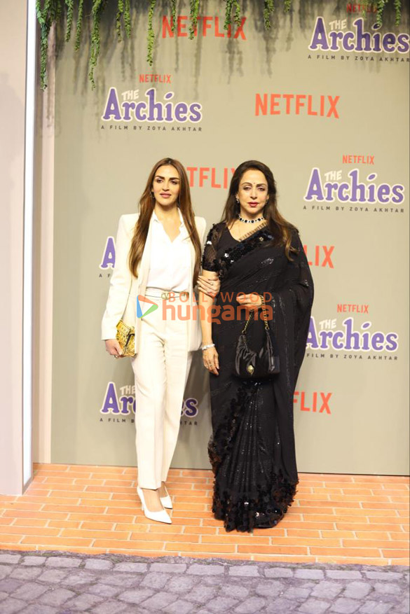 photos celebs grace the premiere of the archies 777 15