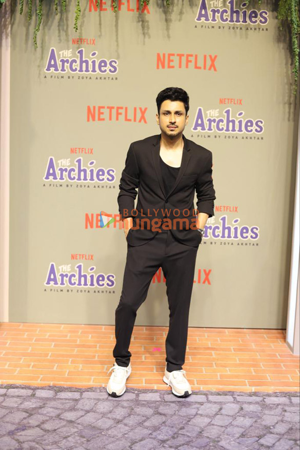 photos celebs grace the premiere of the archies 777 18