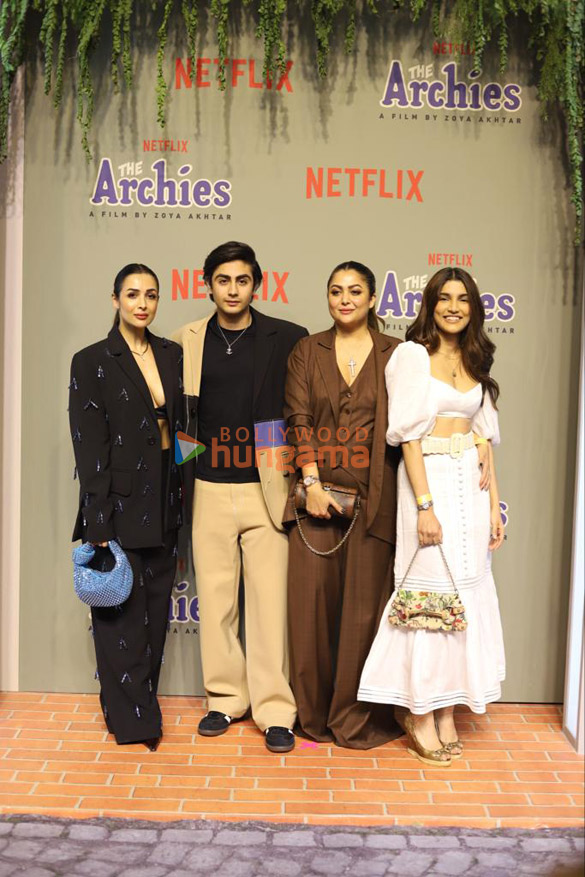 photos celebs grace the premiere of the archies 777 28