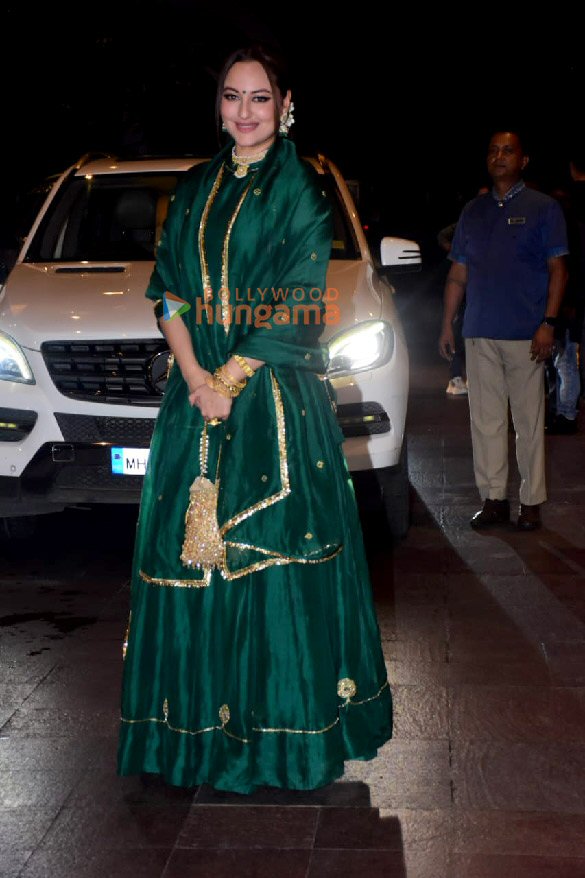 photos celebs snapped at sanjay leela bhansalis niece sharmin segals wedding reception 3