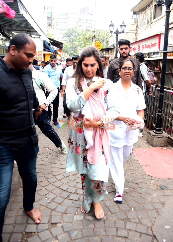 photos ram charan upasana and their daughter klin kaara seek blessings at mahalaxmi temple 2